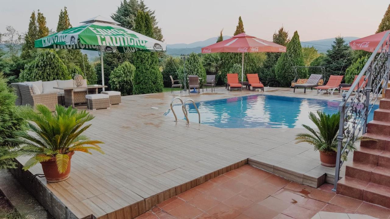 Katerina & Pool Apartment